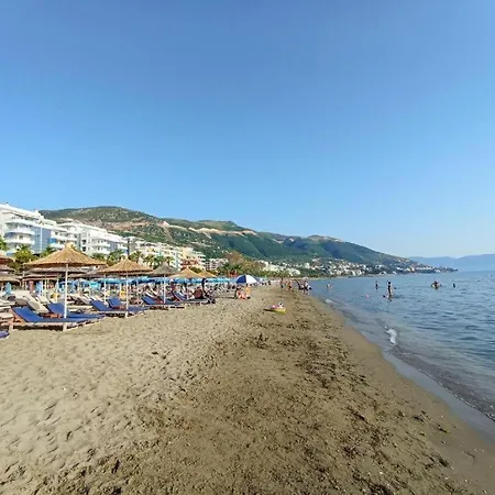Lägenhet With Private Parking Vlorë